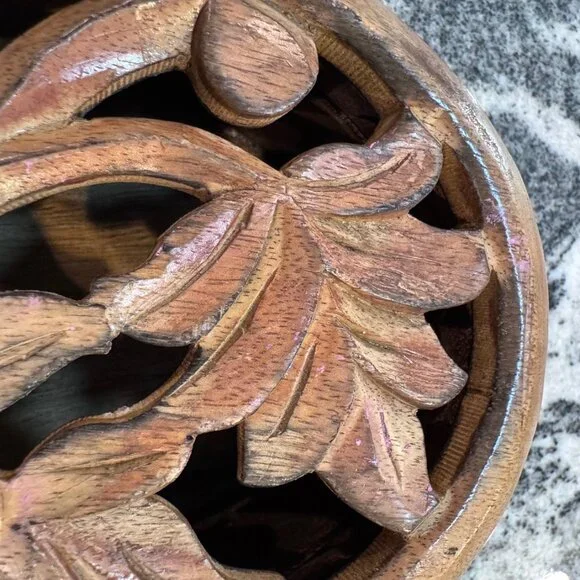 Vintage Hand Carved Potpourri or Trinket Box - Picture 5 of 9